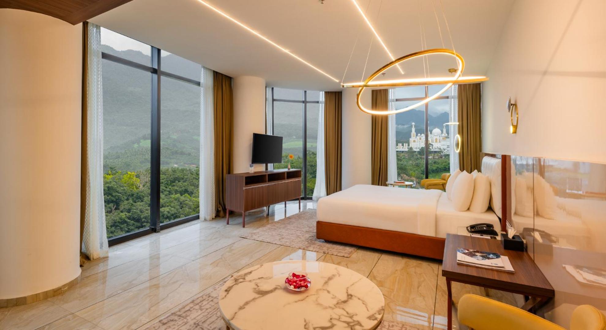Fezinn Hotel - Best Wayanad Hotel In 2024 Kozhikode Luaran gambar
