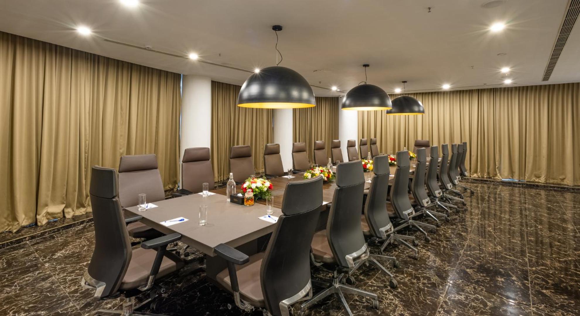 Fezinn Hotel - Best Wayanad Hotel In 2024 Kozhikode Luaran gambar
