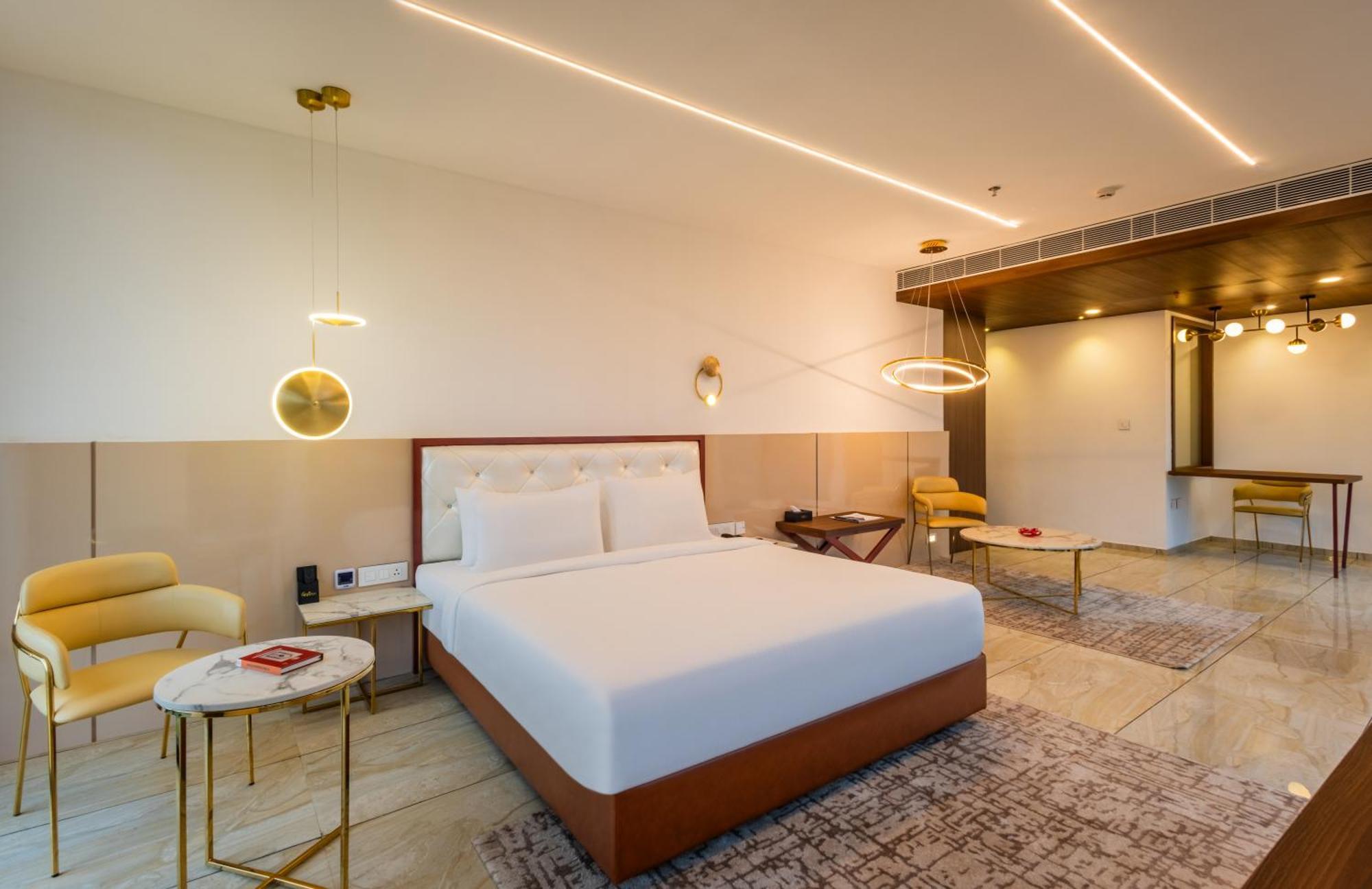Fezinn Hotel - Best Wayanad Hotel In 2024 Kozhikode Bilik gambar